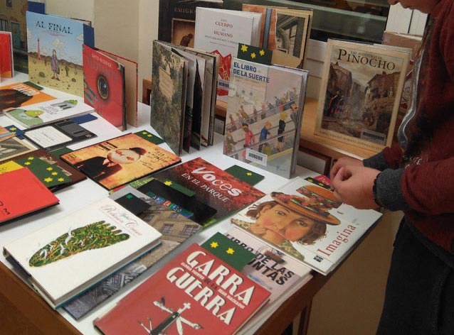 ¡Libro a la vista! Divulgación, publicaciones. Pantalia Gestiones Culturales